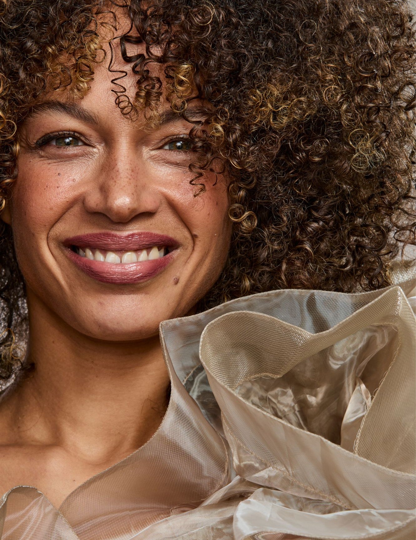 Curl_Creme_Anissa_5c8f0391-ff96-47ab-8fe5-e1ade4f1cf12.jpg