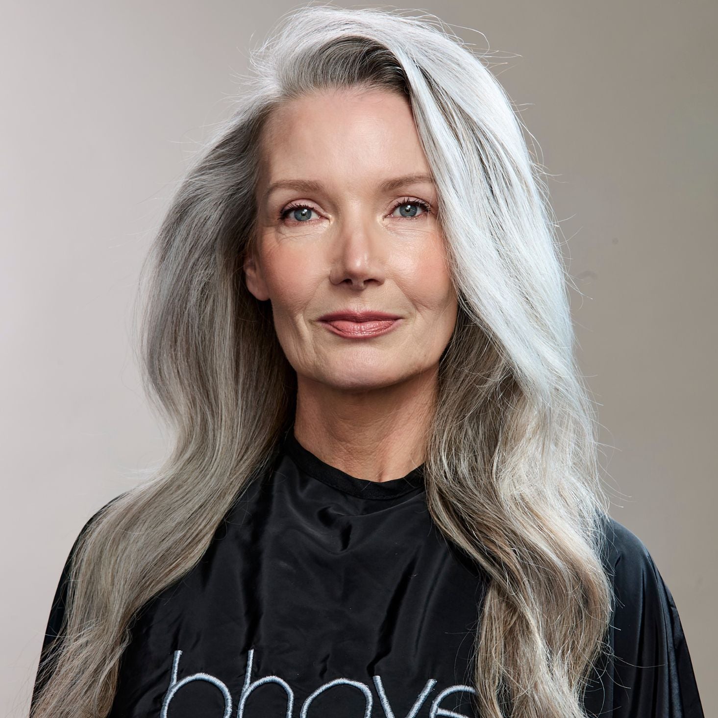 Magnify_Shampoo_Model.jpg